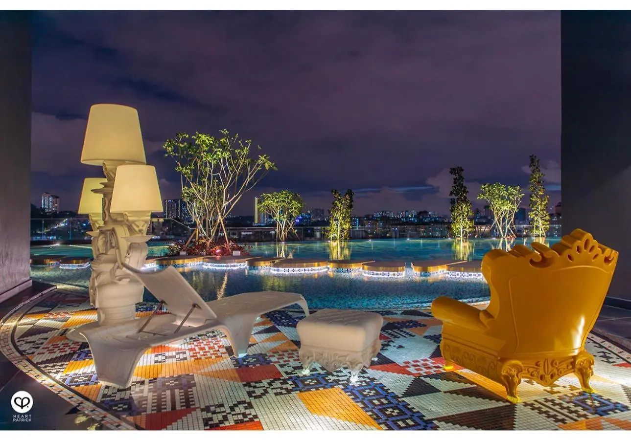 Arte Cheras By Xuites-5 Pax-Free Netflix-Infinity Pool Kuala Lumpur Apartment