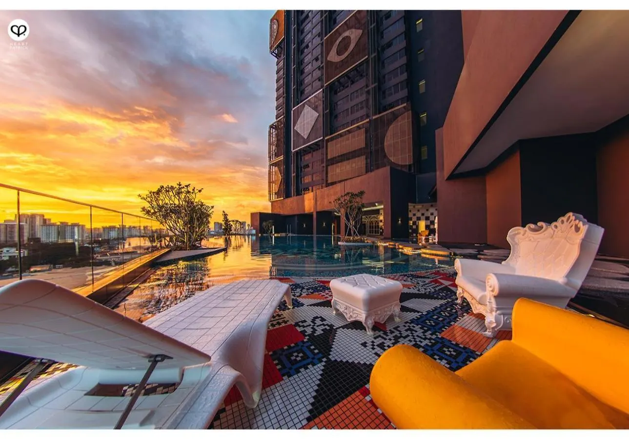 Arte Cheras By Xuites-5 Pax-Free Netflix-Infinity Pool Kuala Lumpur Apartment