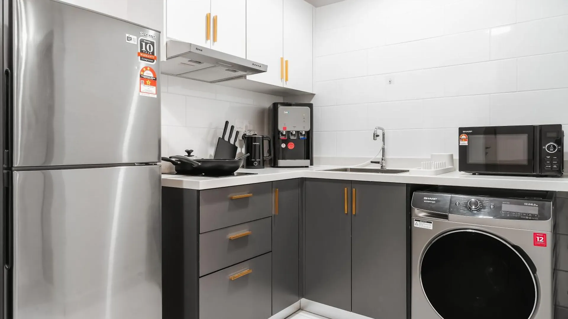 Apartment Arte Cheras By Xuites-5 Pax-Free Netflix-Infinity Pool Kuala Lumpur Malaysia